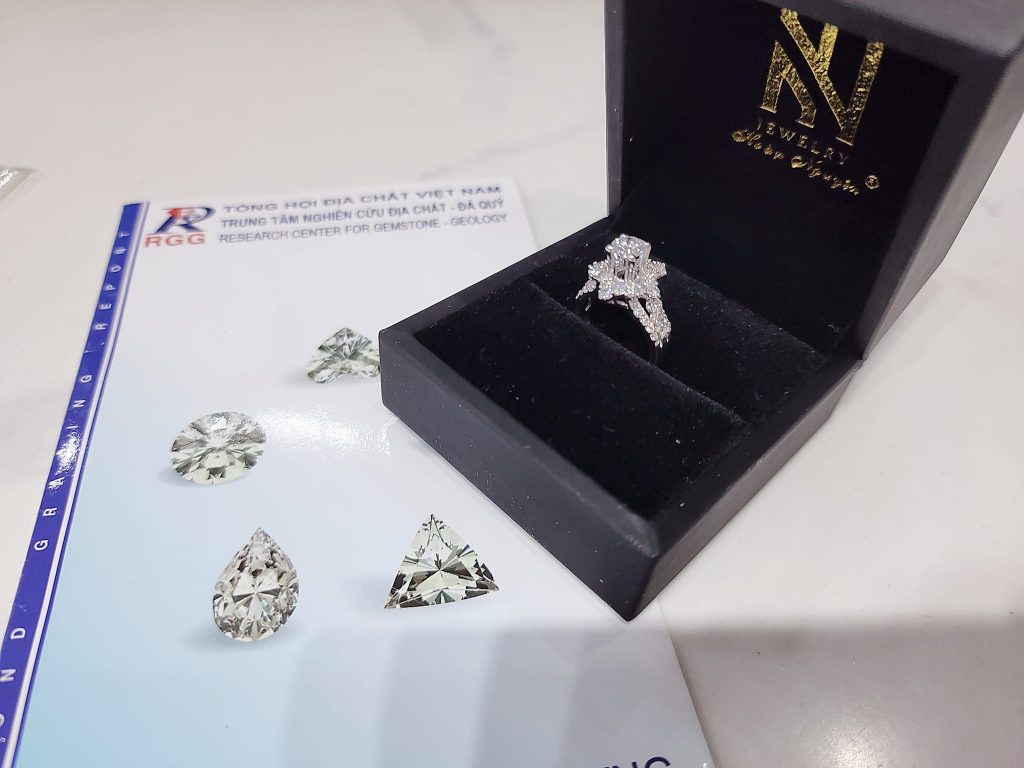 Nhẫn kim cương - Mẫu B75