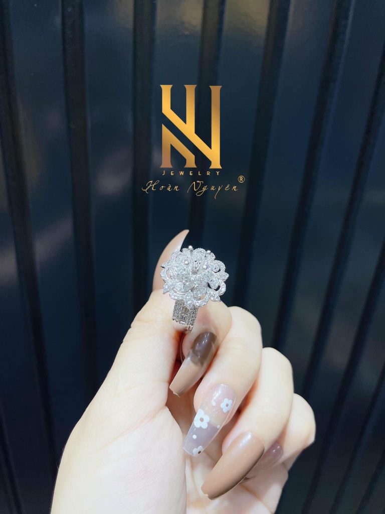 Vỏ nhẫn kim cương - Mẫu C18