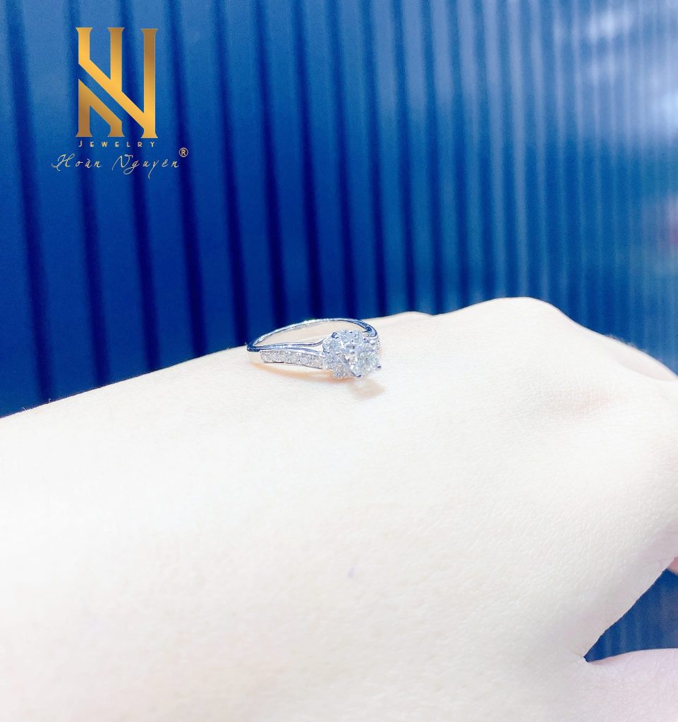 Nhẫn kim cương - Mẫu D94