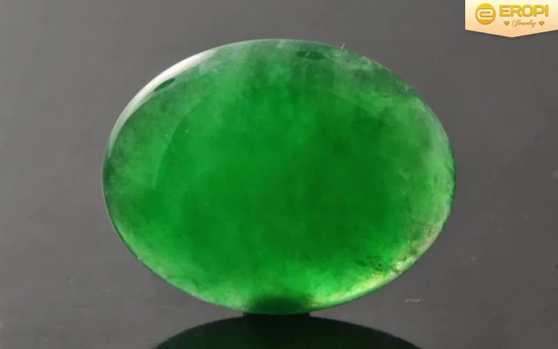 Vòng cổ Doubly Fortunate làm từ 27 viên Jadeite