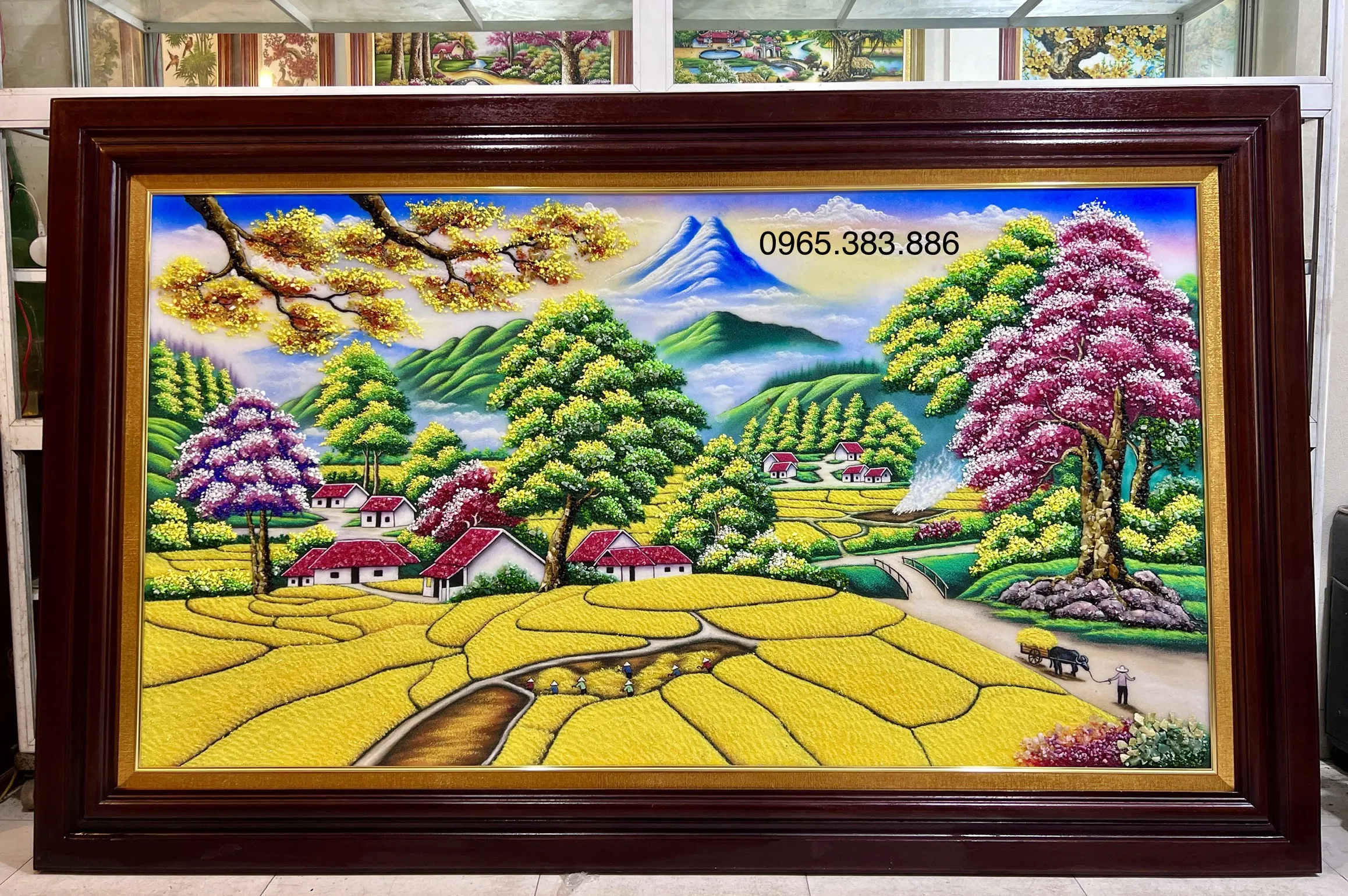 Tranh treo phòng khách đá quý mẫu mới nhất