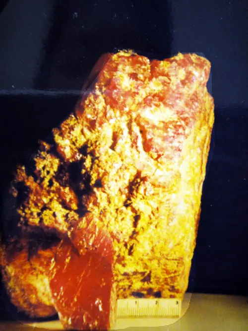 Viên ruby mẹ và con sau khi tách