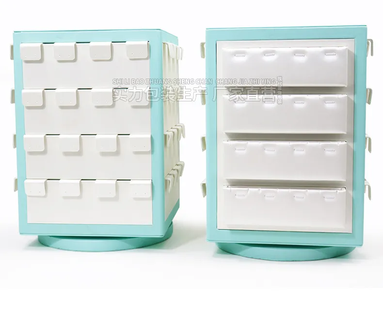 Kệ trưng bày bông tai xoay 360 độ với thiết kế trụ cao, phù hợp cho livestream và cửa hàng