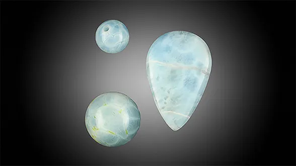 Mẫu đá chalcedony nhuộm màu xanh giả larimar dưới ánh sáng thường