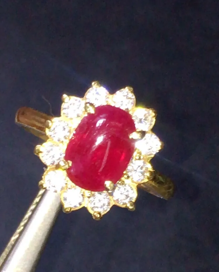 Nhẫn đá ruby tự nhiên được chế tác tinh xảo