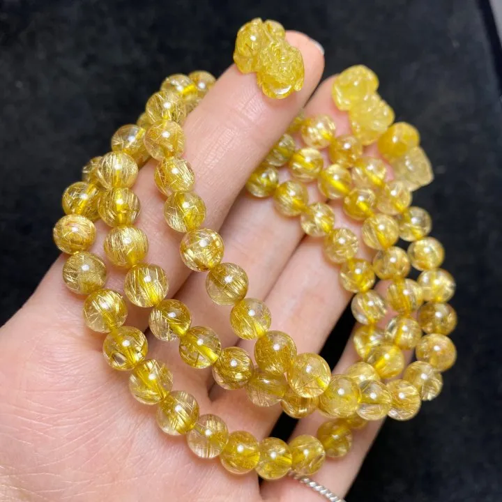 Bộ sưu tập vòng tay đá phong thủy cao cấp của Kaia với nhiều loại đá quý thiên nhiên