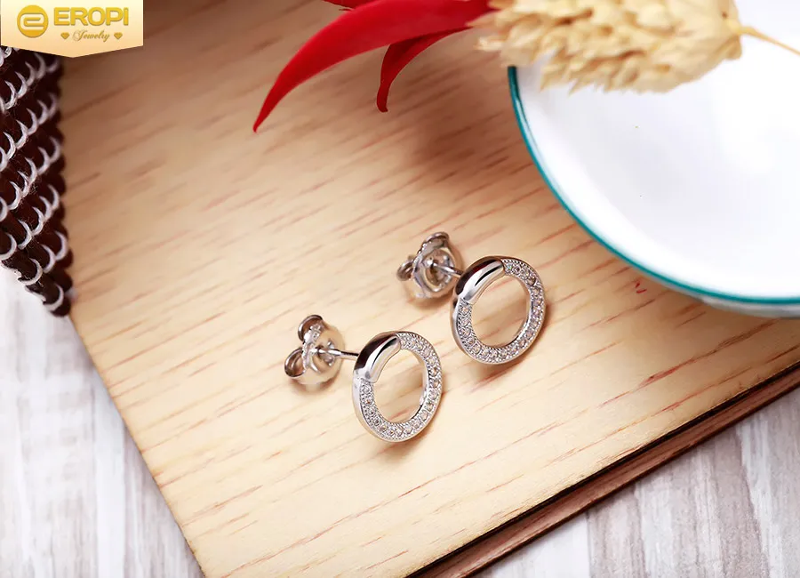 Bộ trang sức bạc 925 gồm dây chuyền và hoa tai thiết kế đồng bộ