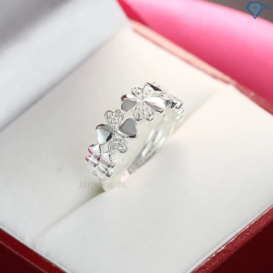 Bộ trang sức cỏ 4 lá hoàn chỉnh gồm dây chuyền, lắc tay, nhẫn và bông tai