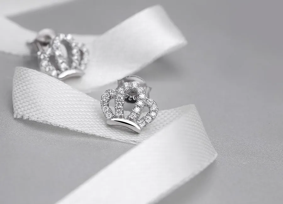 Đường nét chế tác hoàn chỉnh và vô cùng long lanh