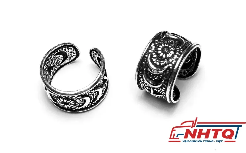 Bông tai kẹp không cần bấm lỗ tai, thiết kế đa dạng và tiện dụng