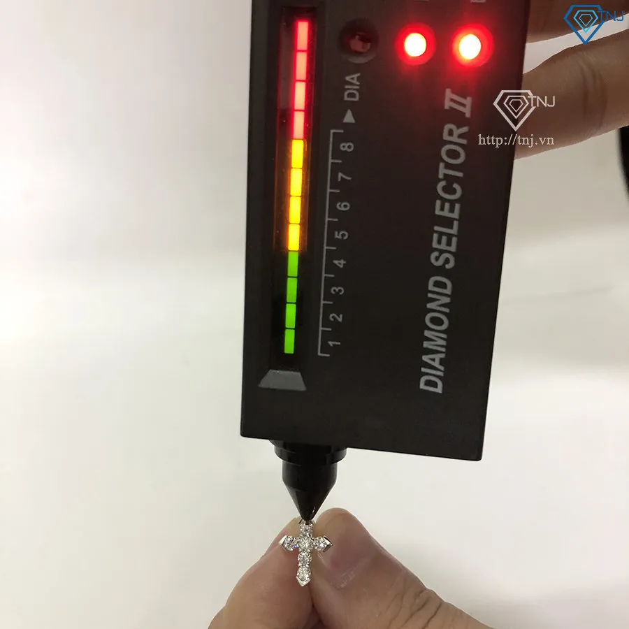 Bông tai bạc nam hình thánh giá đính full kim cương Moissanite BTAM0013