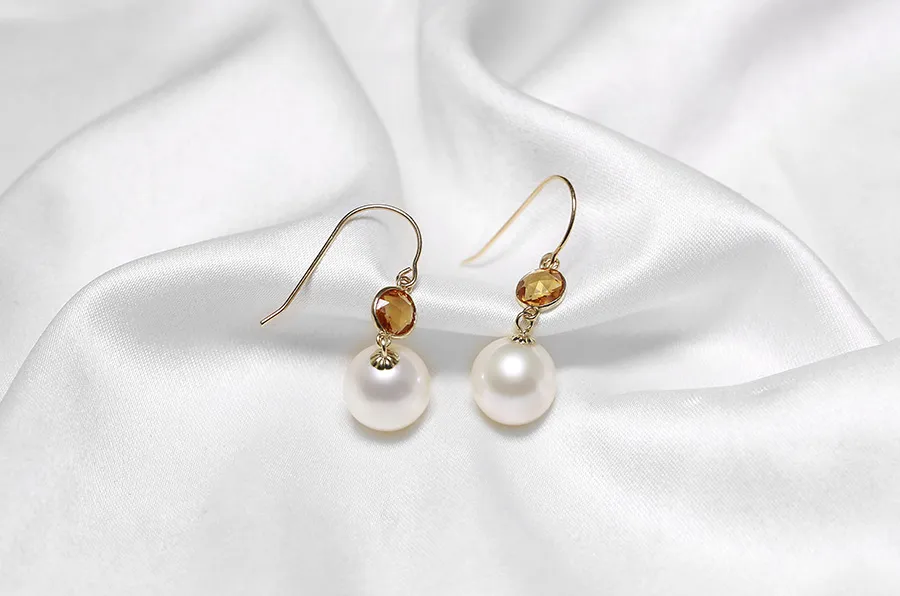 quà tặng sang trọng bông tai swarovski