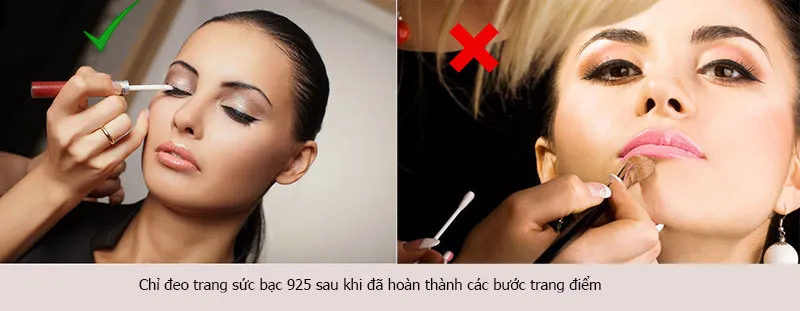 Bàn trang điểm với các sản phẩm mỹ phẩm và trang sức bạc được cất riêng