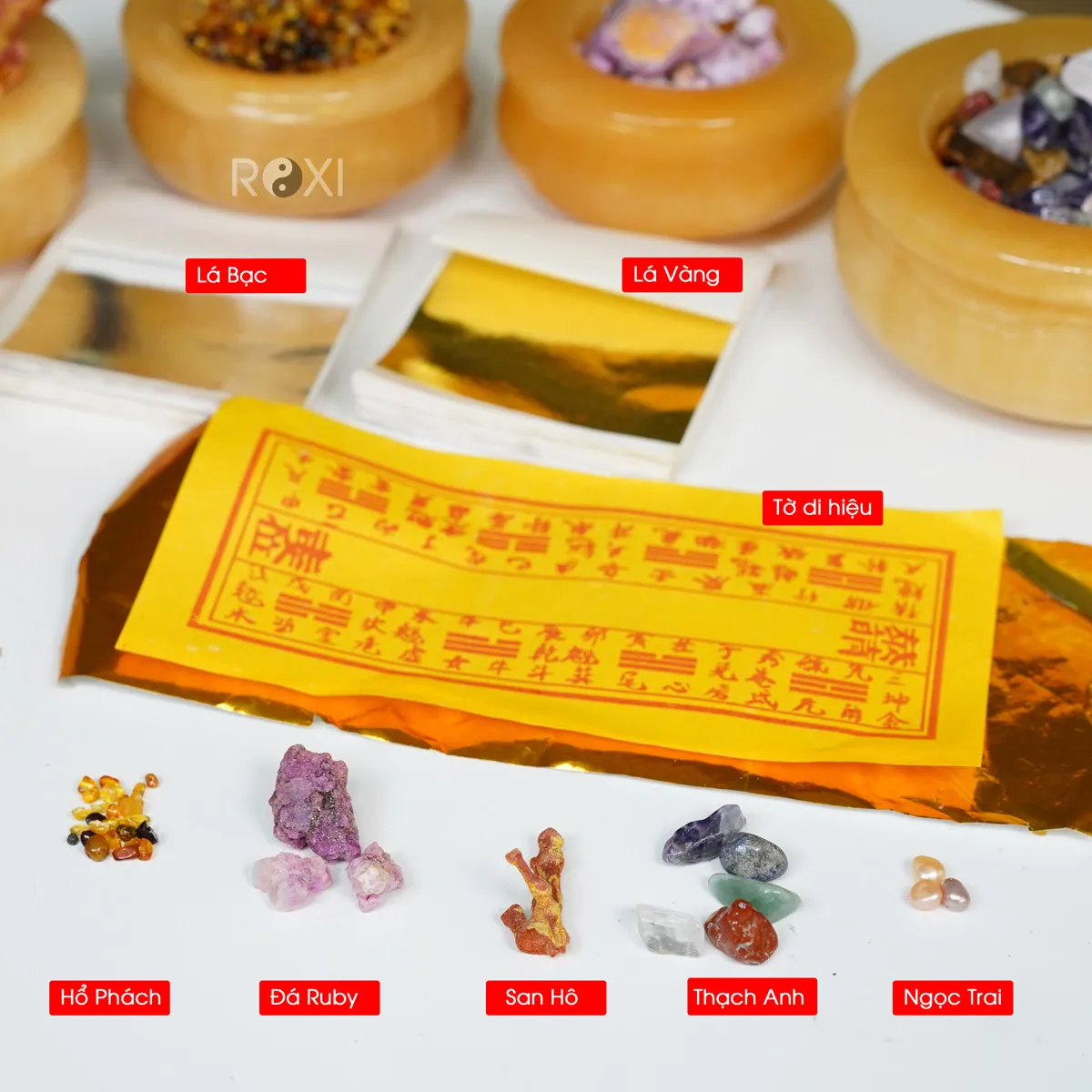 Cột thất bảo trong bát hương thể hiện tính linh thiêng của vật phẩm thờ cúng