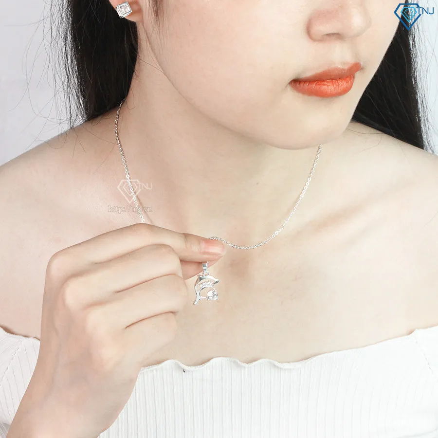 Chi tiết khóa cài và dây chuyền bạc 925 tinh xảo