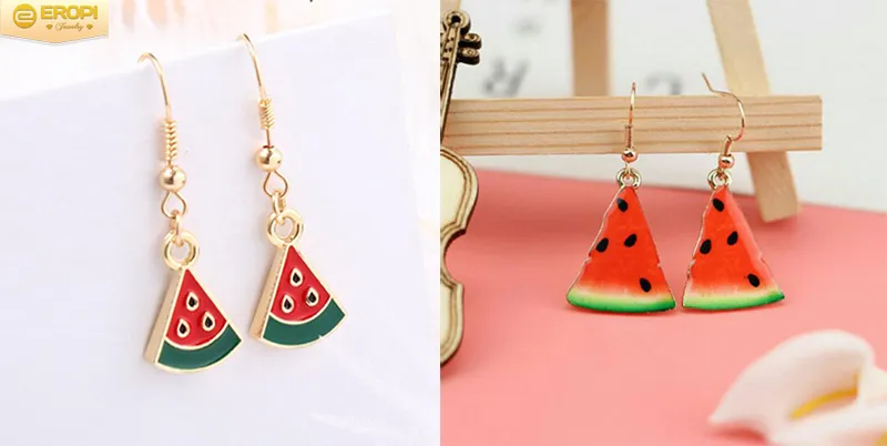 Bông tai bạc hình miếng dưa hấu với chi tiết hạt đen tinh xảo