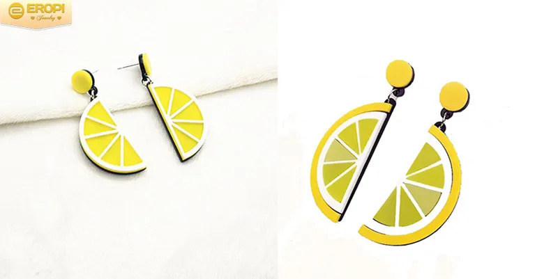 Bông tai chanh với múi chanh vàng nhạt và vỏ xanh