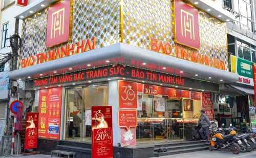 Cơ sở tại đường Quang Trung mang đến trải nghiệm mua sắm trang sức chuyên nghiệp cho cư dân Hà Đông