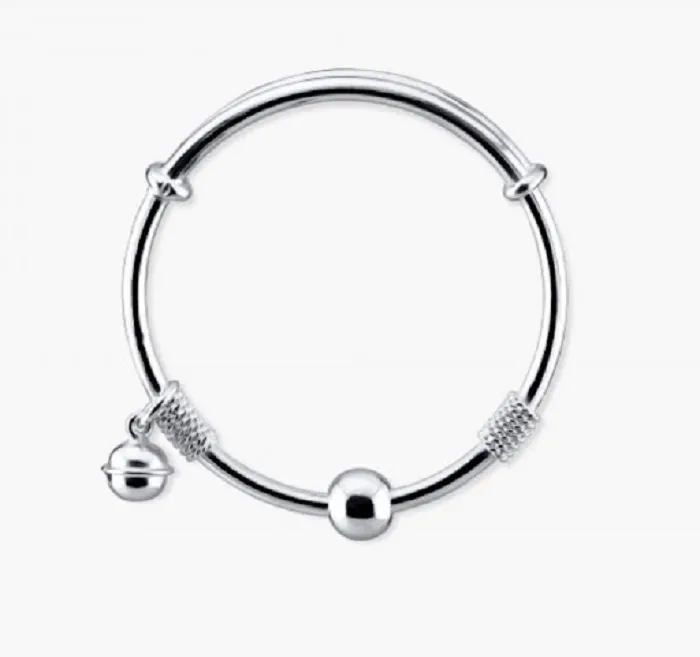 Lắc tay bạc cho bé với mặt khắc tên cá nhân hóa