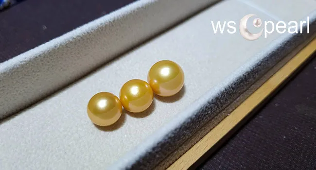 Ngọc trai South Sea với sắc vàng quý phái