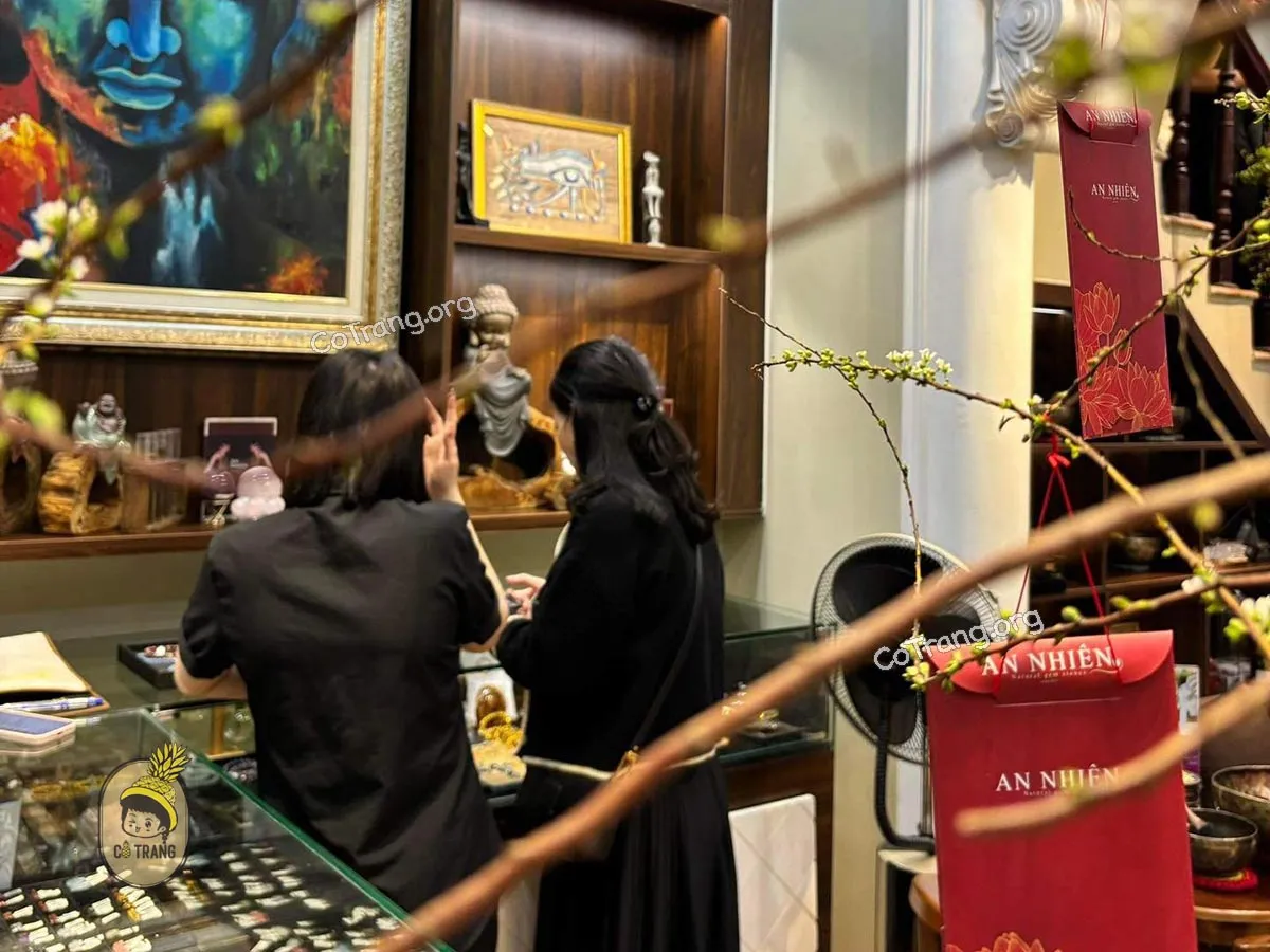 Vật phẩm phong thủy được chế tác tinh xảo