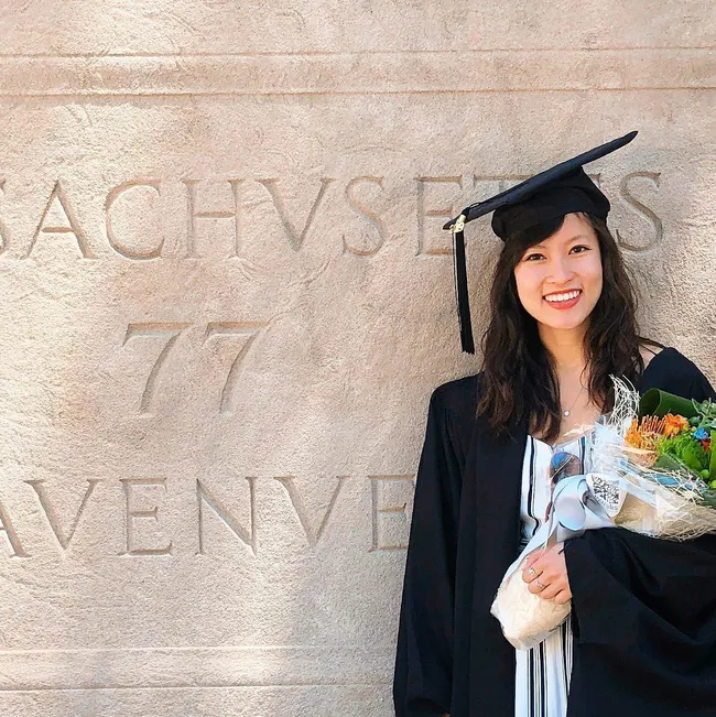 Trần Phương Ngọc Hà trong một chuyến công tác