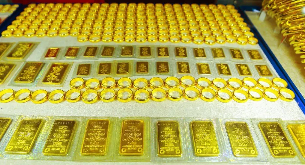 Bộ sưu tập trang sức vàng với nhiều kiểu dáng từ cổ điển đến hiện đại