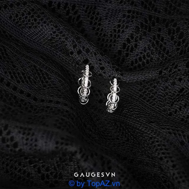 Bộ sưu tập bông tai đa dạng tại GLAM 13 Accessories