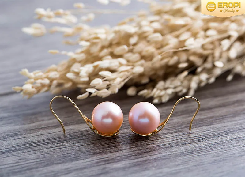 Bông tai vàng 18K ngọc trai Only Love với thiết kế thanh lịch