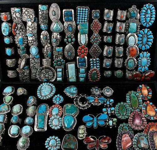 Các vật phẩm phong thủy được chế tác từ lam ngọc