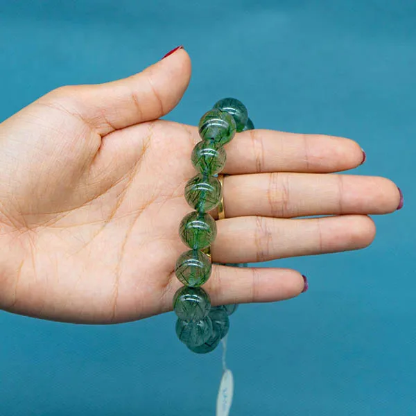 Vòng tay đá phong thủy với nhiều màu sắc và chất liệu đa dạng